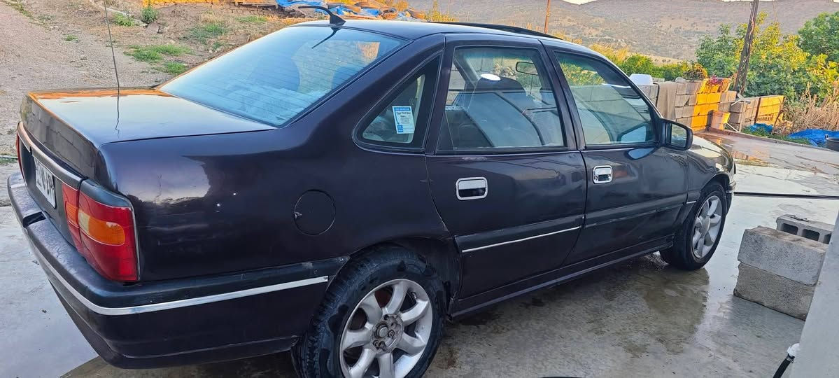 ئۆپڵ ڤیکترا
مۆدێڵ l991 ئاڕم بلاستیک سلێمانی بەشەرتی ئەوەلیاتو کۆمپیتەر سەیاره کە نموونەیە لەجوانی گێروو مەکینەی لۆک لۆک ویل بیکاشوو پێشوو دواوەی بێ حەیب بەرە دەرگاو کوشنو هه مووی لۆک لۆک مەکینە 20 تی گێر حادی سەیارەکە ی ماڵی خۆمە ی مەحرەز نیە 
ناو نیشان دەوروو بەری ڕانیە 
***********
***********
