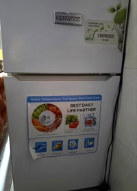 ثلاجة كينوود Kenwood للبيع بابين – موديل KN-600 مستعملة وشغالة، تبريده...
