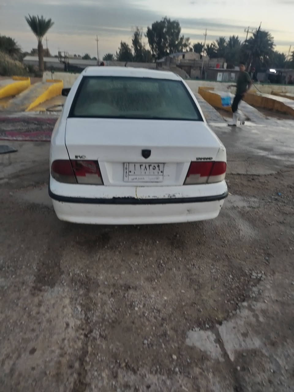 يا الله السلام عليكم
سمند مديل 10 رقم قادسيه 
سنويه ما نافذه بيها خيط بخار 
سياره جاهزه حداديه تخم تاير
السعر 28 وبيها مجال لشراي 
مداور شوكت ماتريد 
عنواني ديوانيه الحمزه الشرقي 
***********
