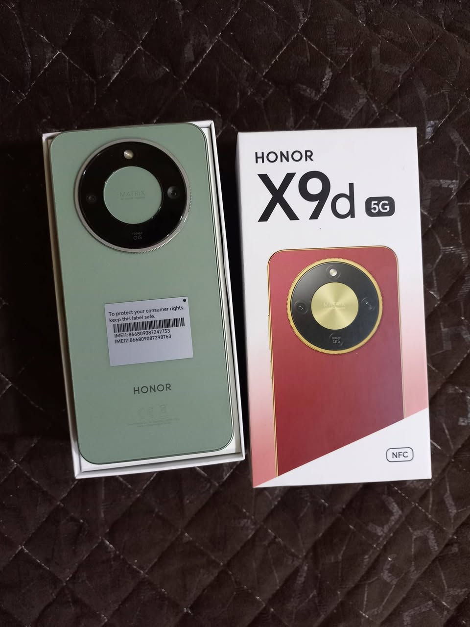 سلام عليكم هونر x9d 5g وكاله مستخدم شهرين نضافه 98%
مكاني بغداد  الواتساب  ***********
