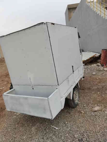 السلام علیکم 
ماتۆری لەفە و شاورمە بۆ فرۆشتن
کەپری تازەیە ئیشی پێنەکراوە 
 تانکی و شوێنی بتڵە غازی هەیە 
مەکینە و شانسی و گێر و کارەبایی بەشەرت بە نیو سلف ئیش دەکات مەکینە 200
شوێن ڕانیە 
موشتەری تەلەفۆن بکە 
0778 086 7179 
0750 148 1788 رانية
