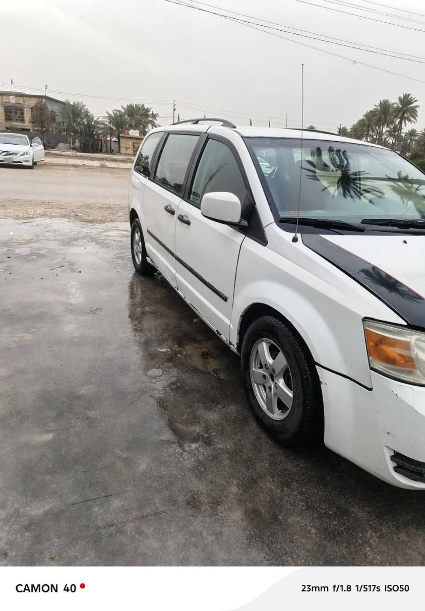 سلام عليكم من رخصت الادمن للبيع او مراوس حسب القناعه دوج كرفان SE 2008 رقم ديالئ انكليزي بسمي تريد تحويل تريد وكاله مكينه وكير خير من الله  حداديه 80/100 تخم تاير باتري جديد منضومه بانزين جديده مصبوغ حزام حادثه باب السلايت  3 قطع تبريد كشنات منفصل.  سياره خير من الله......  ملاحضه سياره تريد ترتيبات.. السعر 90&وبيه مجال للطبين مكاني كربلاء طوريج *********** /***********
