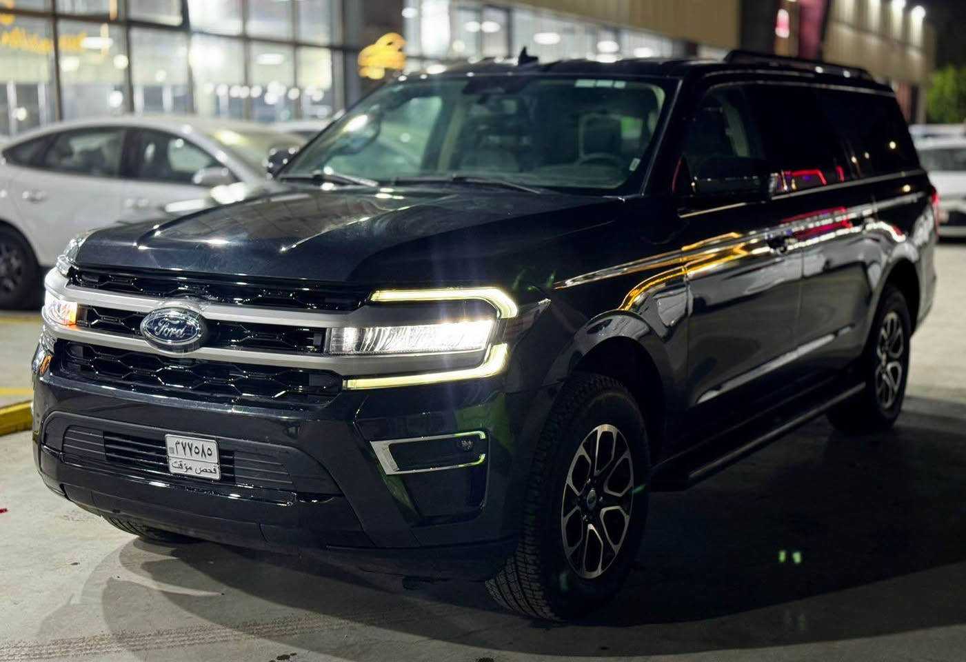 فورد اكسبدشن 2024 XLT
🟢 Ford Expedition 2024 Xlt MAX

حجم المحرك V6 سلندر (3.5L) توربو
عداد المسافة 300 ميل / زيرو 
عدد المقاعد 7 راكب

🔴 المواصفات :
بصمة تشغيل
بصمة ابواب
تشغيل عن بعد
صندوق شفط كهربائي
رادار امامي (تحديد مسار)
رادار جانبي (نقاط عمياء)
رادار خلفي (التحذير من الاصطدام) 
تحكم وضعيات القيادة Drive modes 
شاحن موبايل Wireless 
كشنات جلد
كشنات الامامية تدفئة+ تبريد
كشنات خلفية تدفئة 
كشنات خلفي منفصل 
سستم سماعات Bang&Olefsen
تحكمات 
اوتو بارك Auto Park 
اوتو ستارت Auto Start
اوتو ستوب Auto Stop
اوتو هولد Auto Hold
منافذ AUX+USB
مانع انزلاق+ABS
وبقية المواصفات المعروفة
———————-
للاستفسار اتصل
*********** بغداد, العراق
