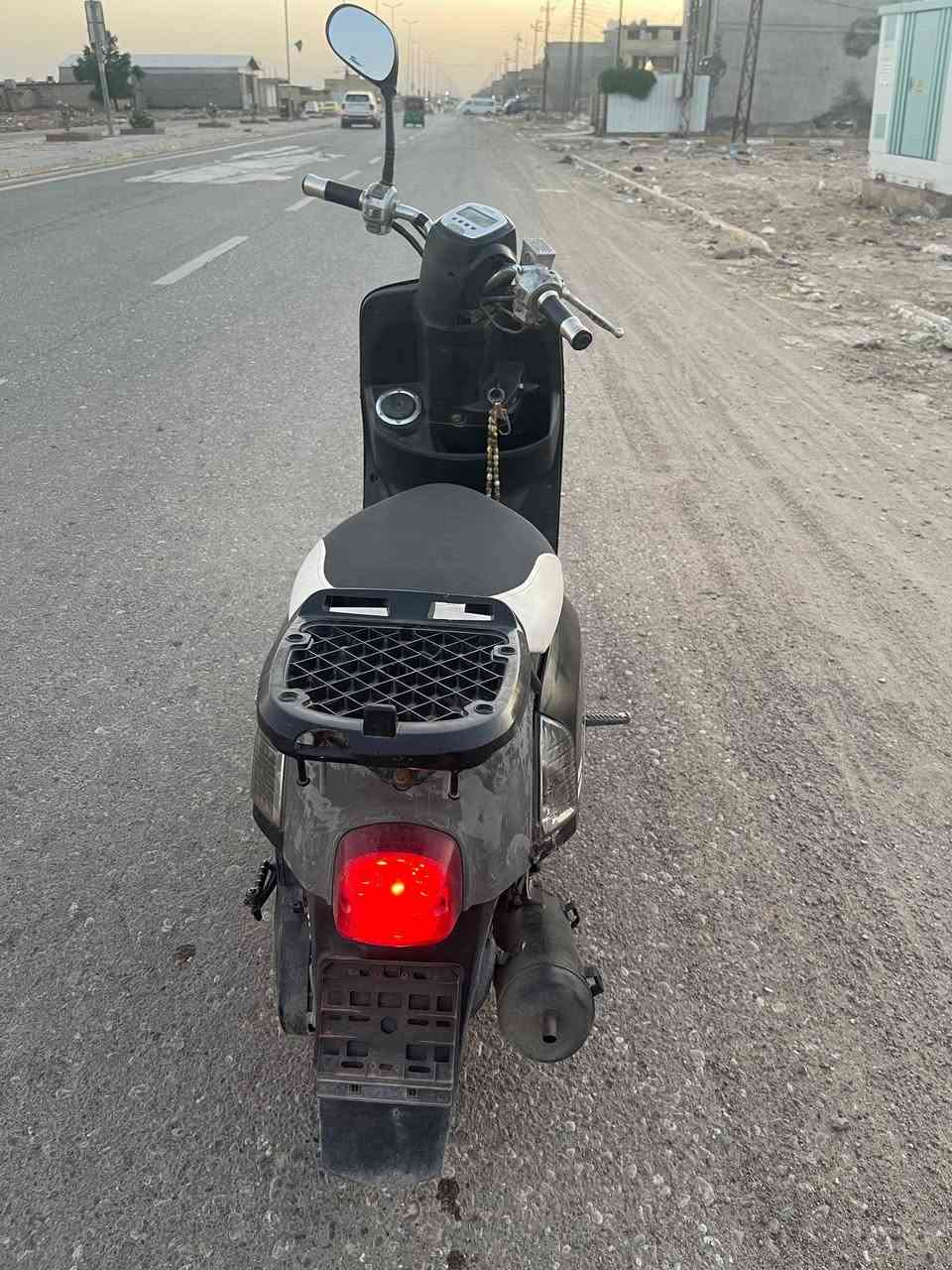 بوليس للبيع
الدراجه نوزل مو كابريتر
وبيها قبق هندر يعني لا تحير من يكعد الباتري
اضرب هندر وشغل واطلع
نقوصات الدراجه بس عداد سرعه ما يشتغل الباقي كله بلادي
مكاني بغداد حسينيه
للاستفسار ***********
