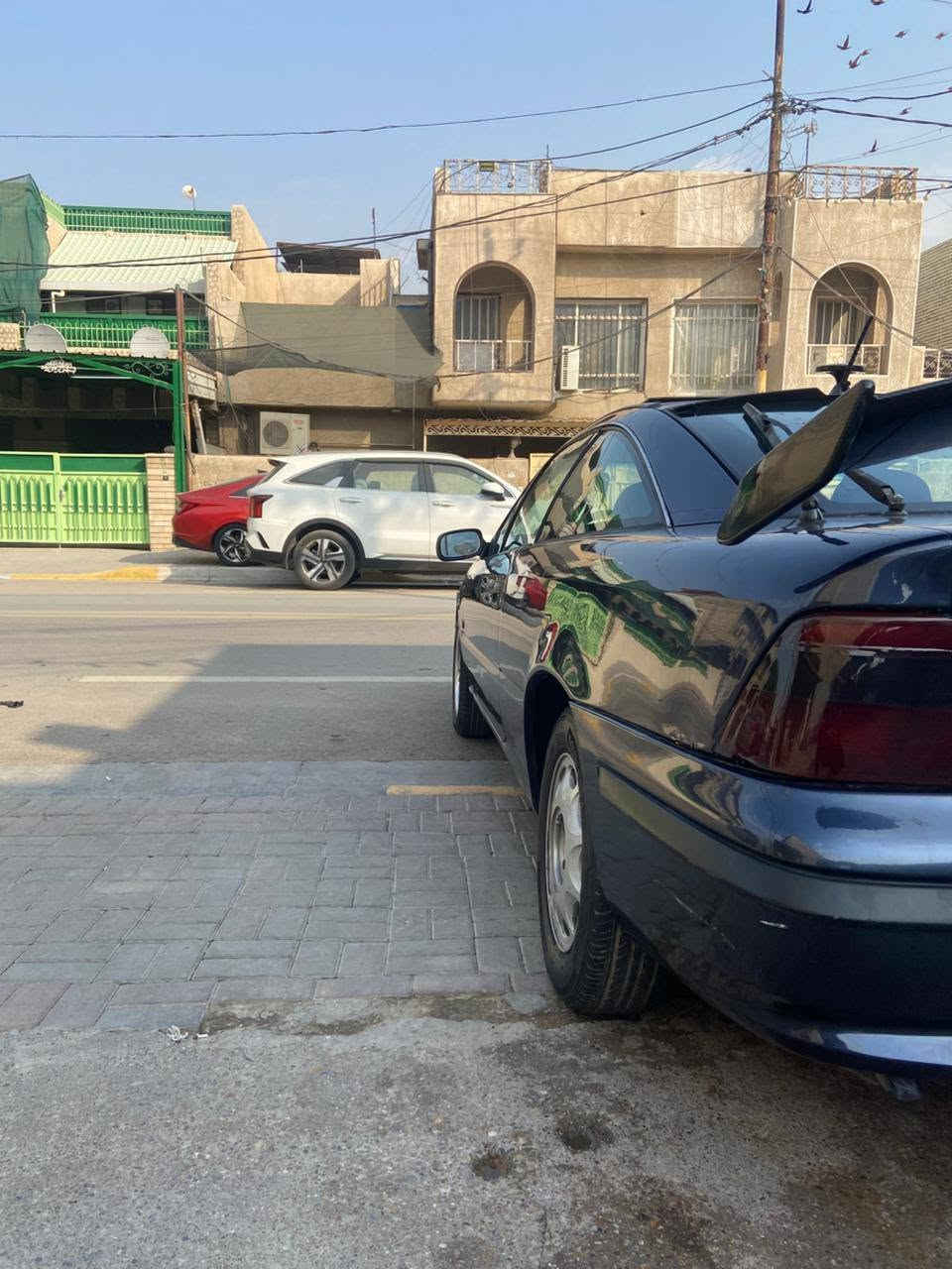 سلام عليكم اوميكاا للبيع او مراوس بتكسي مكان بغداد دوره ***********
