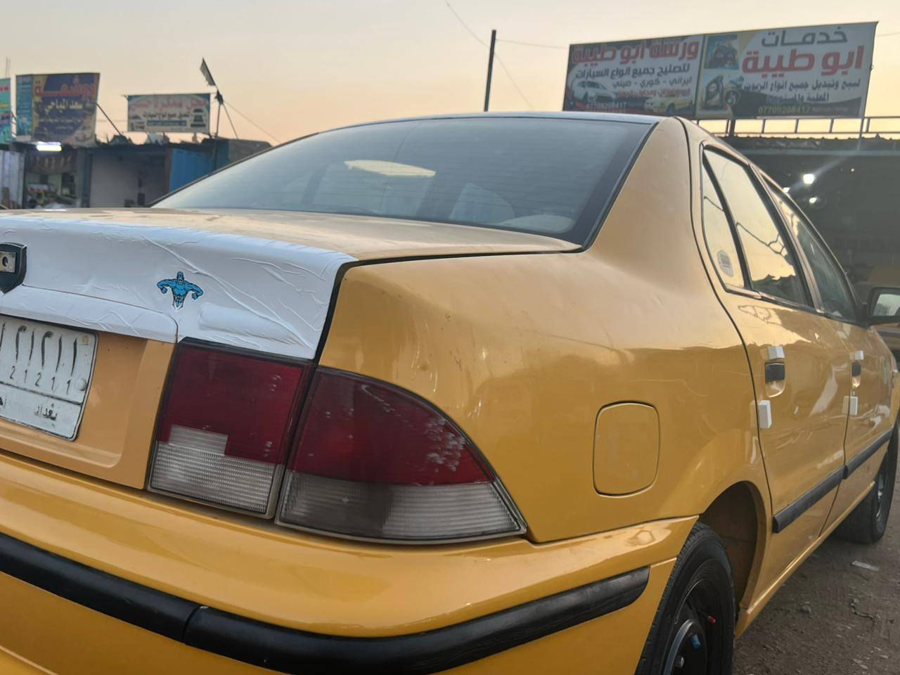 سلام عليكم سمند للبيع موديل 2011 سياره جديده مكينه كير خير من الله صدر امامي خلفي  تخم تاير جديد سياره جاهزة من كلشي كهربائيات كله شغاله تبريد منضومه جديده ناقصه بس غاز السياره بيه بس البنيد مصبوغ فقط الباقي مكفول مكان بغداد رقم الهاتف *********** السعر 33 وبيه مجال بسيط
