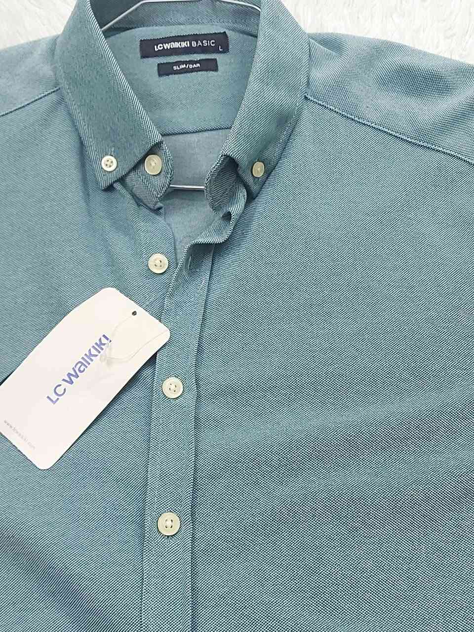 قميص جديد تركي 
قياس L يلبس وزن ٨٠ ك
يوجود توصيل


**إذا كنت صاحب هذا الإعلان وتريد حذفه لأي سبب، رجاءا أرسل رسالة إلى الدعم الفني**