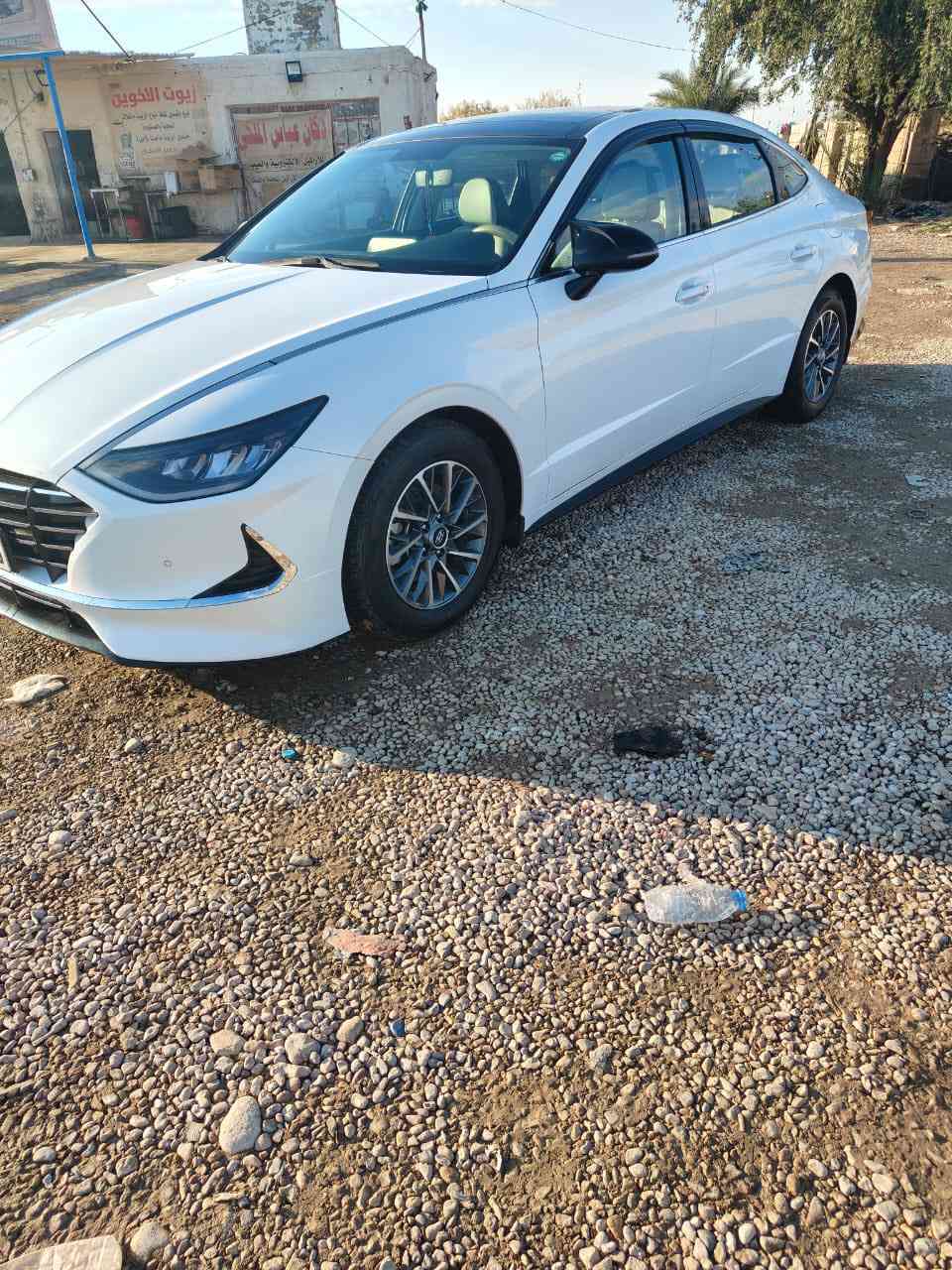 السلام عليكم لبيع سوناتا وارد خليجي 2022 مكفوله 
ماشيه 93 فول مواصفات رقم سليمانيه 
رقم صاحب سياره ***********
