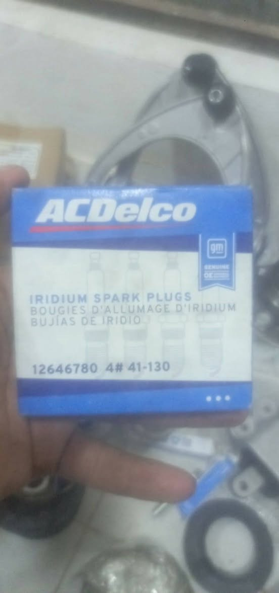 غراض كاديلاك ST6
زوج دبلات خلفيه 
زوج طبلات اماميه 
زوج قواعد فرممه 
زواج قواعد دبل خلفي ومامي 
ذرعان خلفيه 
بلكات اصليه تخم  
تواصل وتساب اول تصال ‏‪***********‬‏
