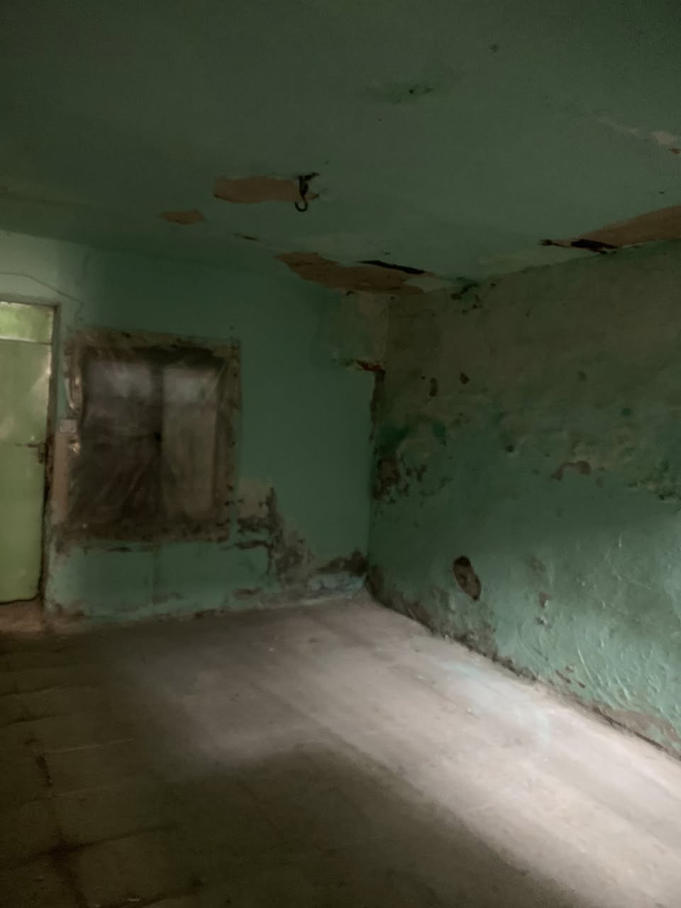 دار للبيع مساحة 80متر النزال 20 الواجه4 يقع في منطقة علوة زويني خلف شقق الطالبيه البيت يعتبر كاع الاستفسار الاتصال ع الرقم ***********
