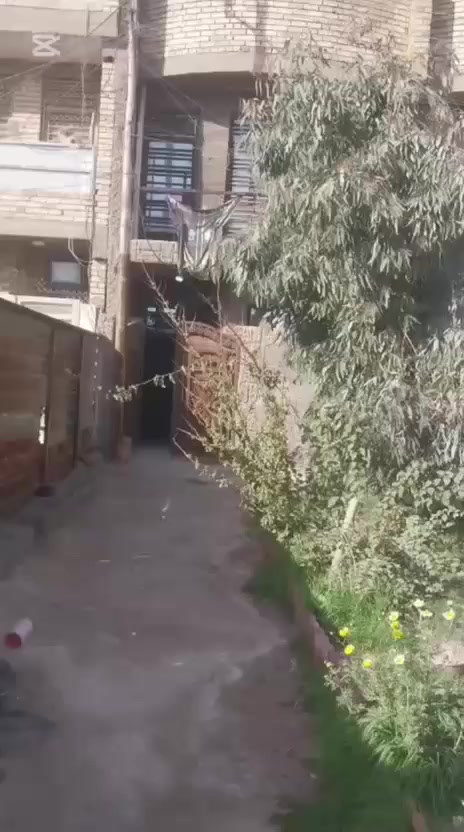 السلام عليكم بيت لبيع ضباط الثانية على الشارع *********** واتساب
