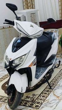 موديل ٢٠٢٥ • ٦ بطاريات • ٧٠كم شحنة