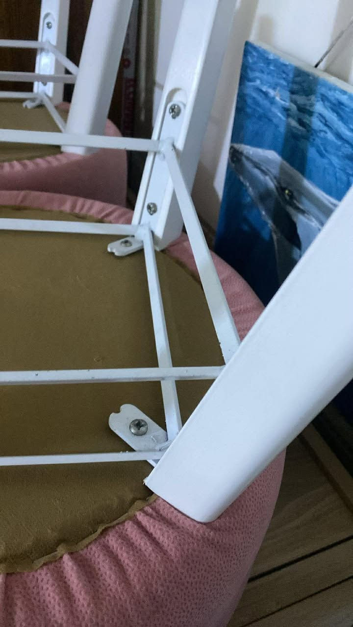 مێزو و کورسی 
بەکارهاتوو وەک نوێ ماوەتەوە
مەوادی تورکی ئەسڵی
نرخ 200,000
ناونیشان چوارقوڕنە السليمانية, العراق


**إذا كنت صاحب هذا الإعلان وتريد حذفه لأي سبب، رجاءا أرسل رسالة إلى الدعم الفني**