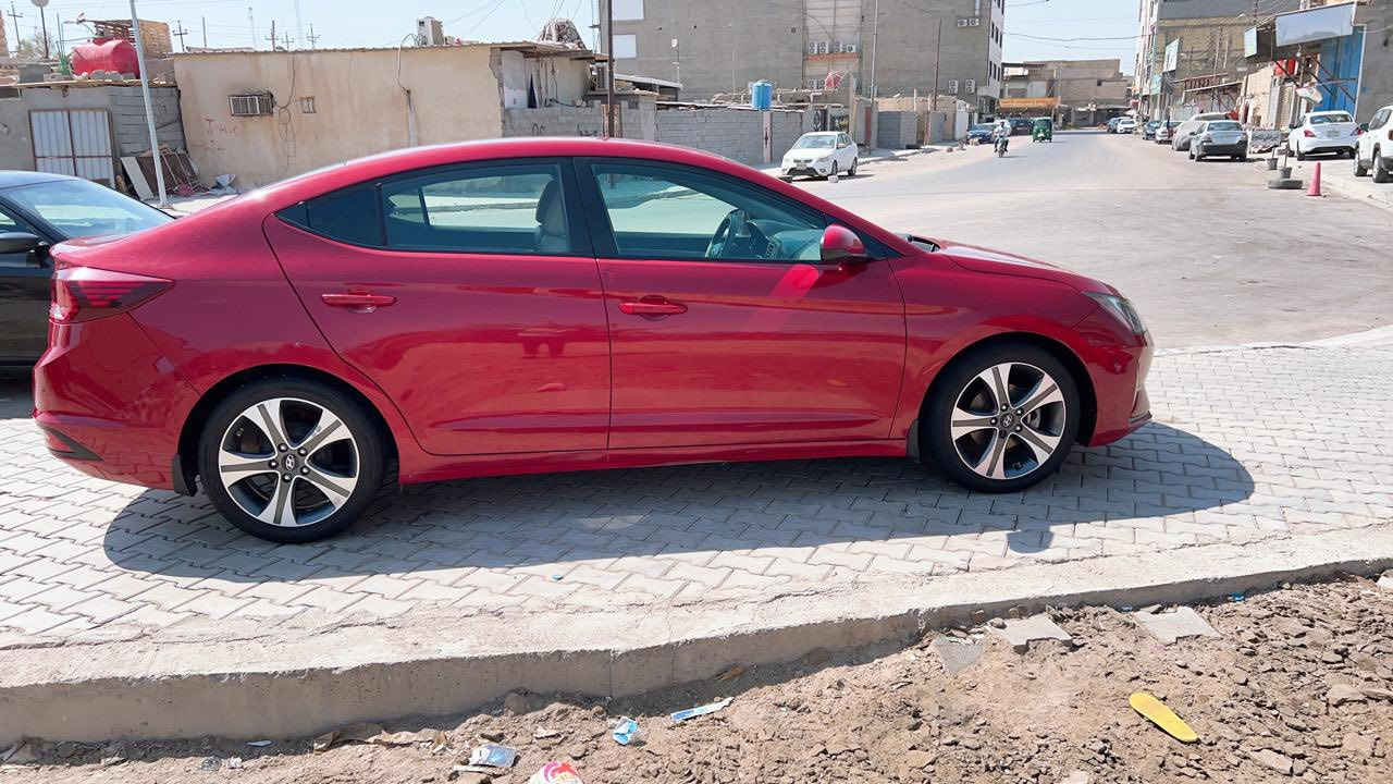 السلام وعليكم النترا مديل 2020 رقم بصره حره مكينه وكير مكفولات صور الحادث موجوده امريكي *********** السعر 125 وبيها مجال قليل
