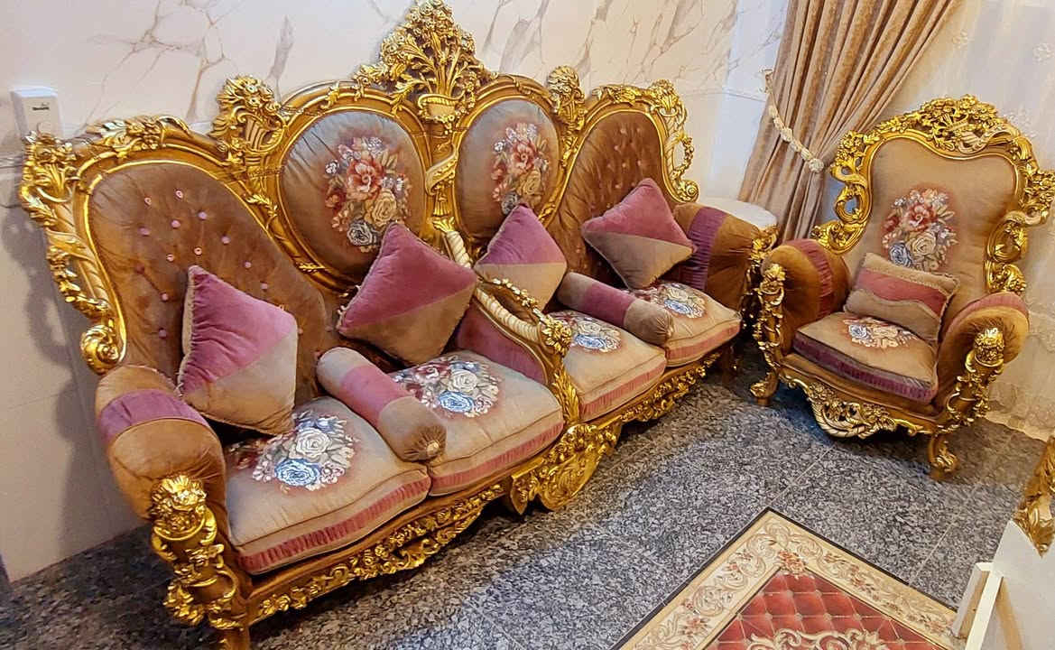 تخم زان مصري دمياطي ١٢ مقعد ضخم جدا مع طبله وسط بغداد الشعب ***********
