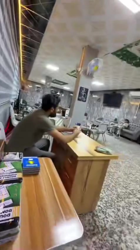 تـم الافـتـتـاح الـرسـمـي لـ ‏✨ M4 COFFEE SHOP & GAMING LOUNGE ✨

​مكان واحد يجمعلك بين روقان القهوة ومتعة اللعب! ☕🎮
​نعلن لكم عن افتتاح أبوابنا لاستقبالكم على مدار 24 ساعة متواصلة، لتقديم أفضل الأجواء الشبابية وأرقى الخدمات.
​ماذا يقدم لكم M4؟

​☕ المشروبات الساخنة والباردة: تشكيلة مميزة من القهوة المختصة، العصائر الطبيعية، والموهيتو المنعش.

​💨 الأراجيل المميزة: نركيلة (طة) VIP مع ضيافة متكاملة، ونركيلة خشبية مميزة.

​🎱 صالة البليارد: طاولات احترافية وأجواء حماسية (حجز بالساعة أو بالگيم).

​🎮 صالة الگيمنگ: عيش المتعة والإثارة مع أحدث أجهزة PlayStation 5 و PlayStation 4 وشاشات عملاقة بدقة عالية.

​📍 العنوان: بغداد - الأمين - مدخل حي المعلمين - قرب أفران التاج.مقابل جمعيه المعلمين

🕒 أوقات العمل: مفتوح على مدار 24 ساعة.

​أهلاً وسهلاً بالجميع، نورونا واستمتعوا بأفضل الأوقات معنا! 👑


**إذا كنت صاحب هذا الإعلان وتريد حذفه لأي سبب، رجاءا أرسل رسالة إلى الدعم الفني**