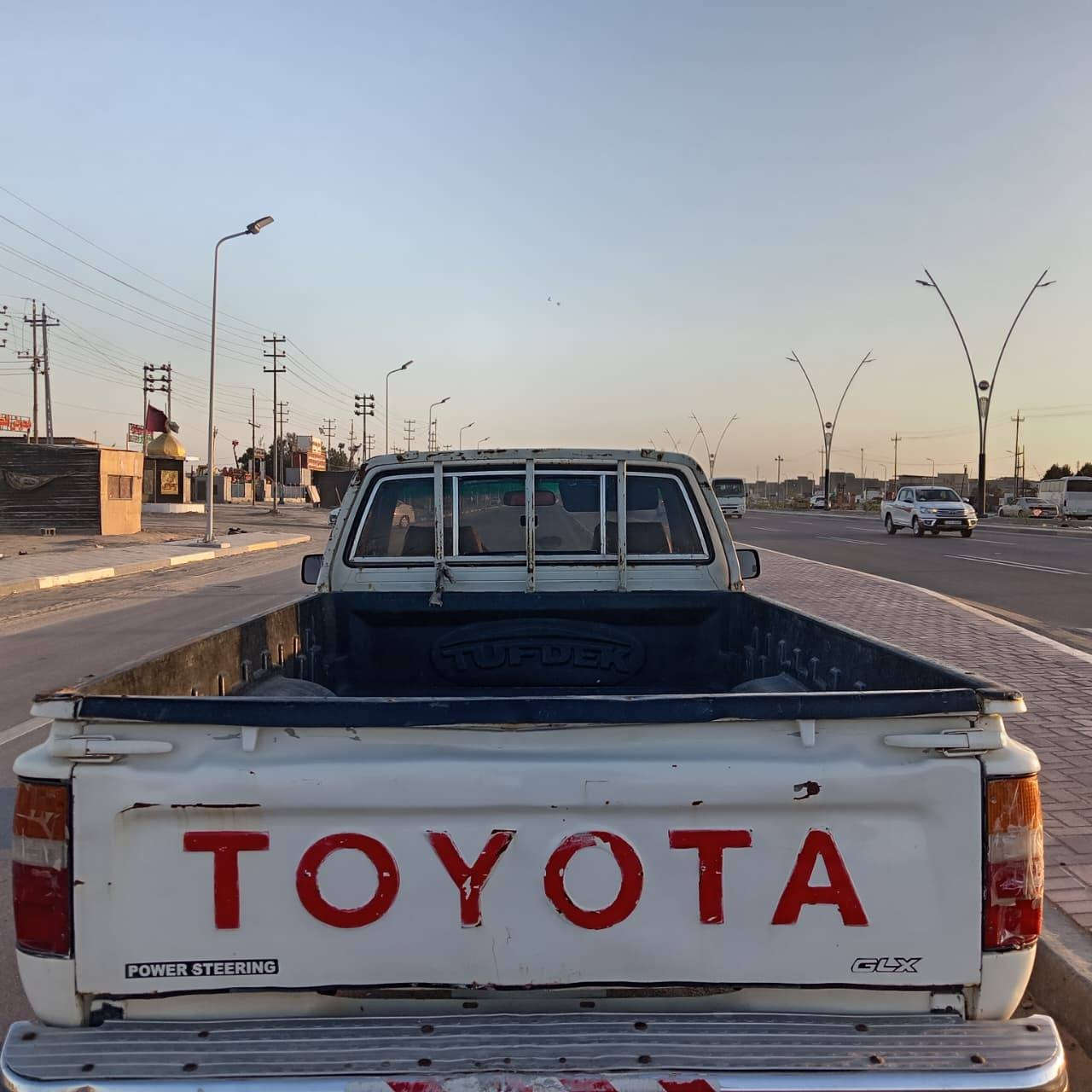 سلام عليكم ورحمة الله وبركاتة
السعر 60وبيه مجال 
رقم بصره سنويه جديده تحويل مباشر 
سياره موديل 96فول محسن 
سياره جديده حيل ومتعوب عليه 
كهربايت عامه من طول لطول 
مكينه وكير وكسن وشاصي كفاله 
سياره كله مكفوله سياره حله من صوره
سياره ستخدام شخصي ونضيفه 
حداده تخم تاير كله شغاله 
مكان البصره زبير 
الستفسار ***********
