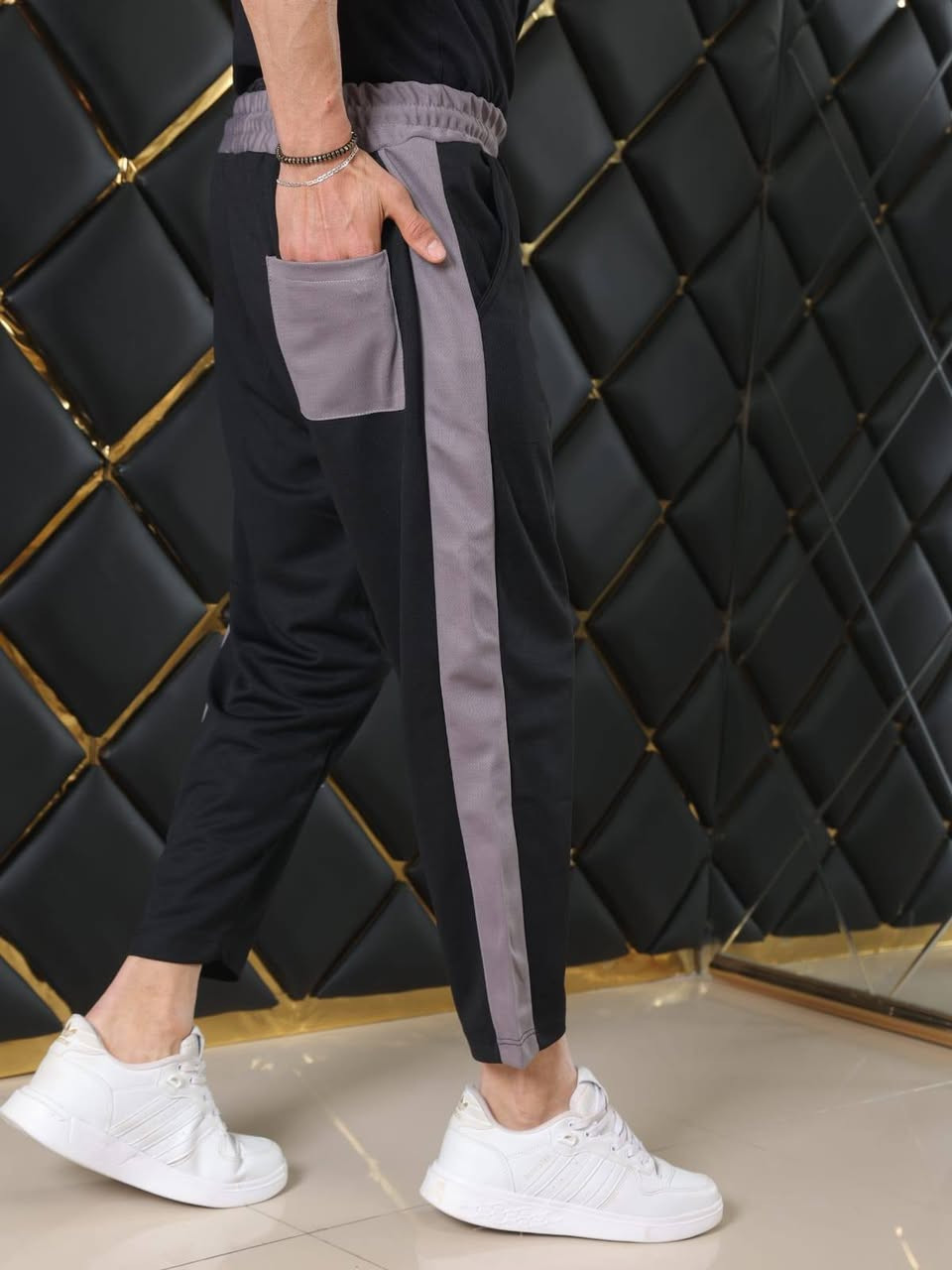 شروة بجامة 

500قطعه m-xxl

طول البجامه 94سم

سعر القطعة 4تالاف قفل


**إذا كنت صاحب هذا الإعلان وتريد حذفه لأي سبب، رجاءا أرسل رسالة إلى الدعم الفني**