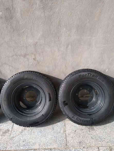 سلام عليكم تايرات كيا فحل للبيع 2025 جدد الحجم 13 العدد 5 السعر الاتصال على الرقم *********** المكان نجف
