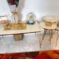 طاولة • للبيع