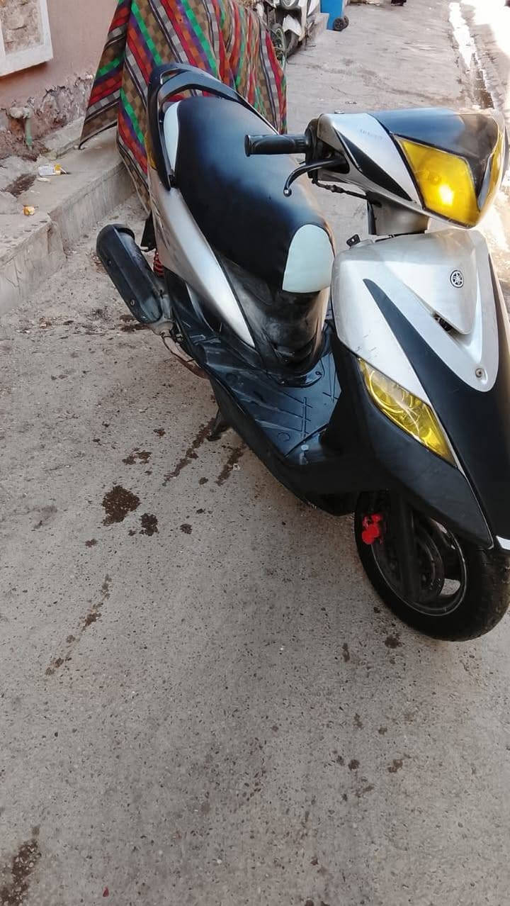 دراجه ماكس ثعلب بلاديه مال رنبه محرك مامفتوح كابريتر بلادي  كفرات بلاديه بعدهه بحاله االوكاله ماشيه ٢٦ الف ٢ارصار ٦ أشهر من نزلتهه من الرنب  مابيهه اي نقص  جيب فيتر وافحص السعر ٦٠٠ بيهه مجال حك الجيه دراجه ناعمه  بعدهه جديده مكاني بغداد الشيخ معروف*********** بغداد, العراق
