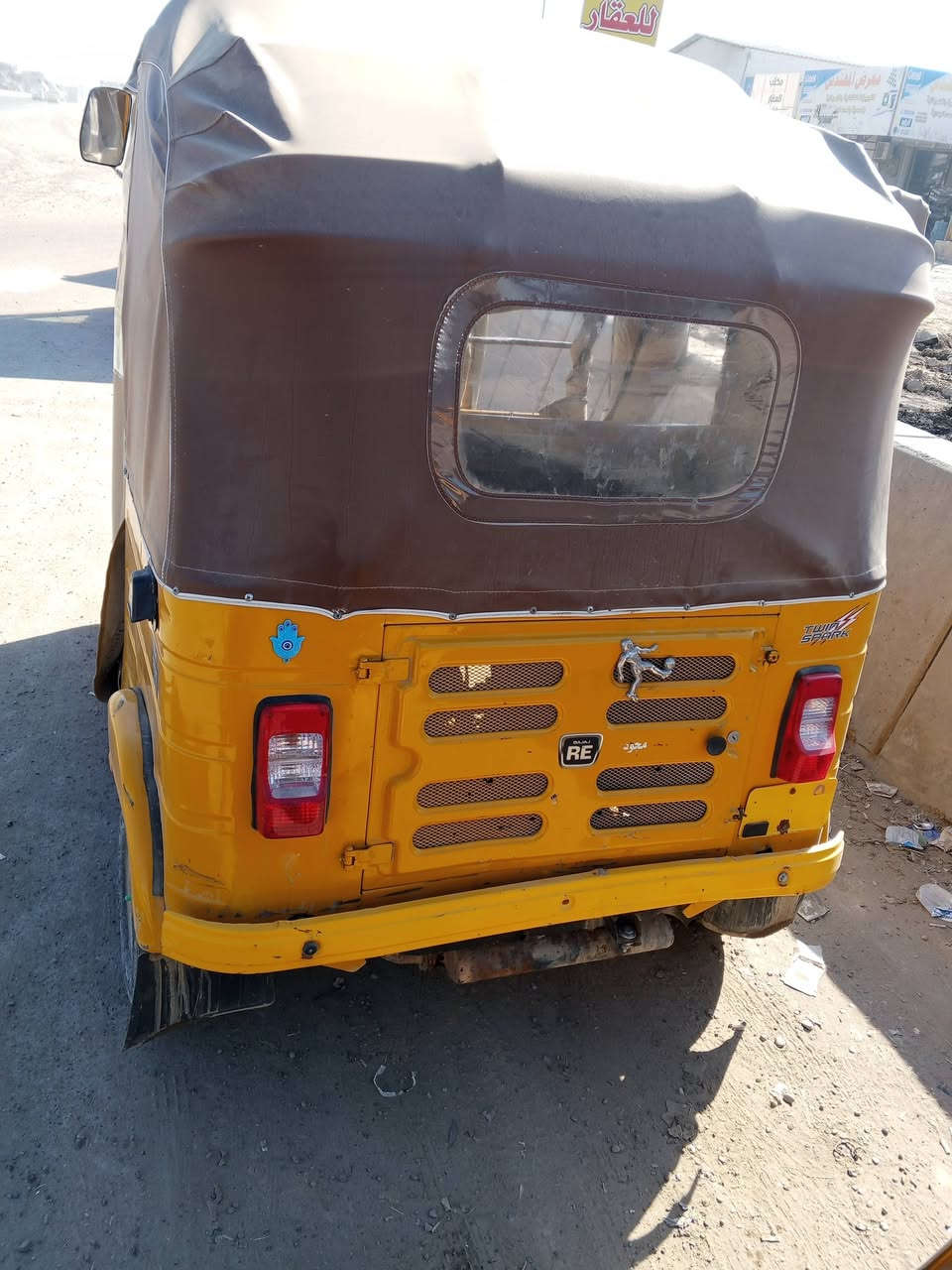 السلام عليكم تكتك للبيع موديل 2019 تيك توك نظيفه سعرها 5 و 250 وبيها مجال((، ***********
