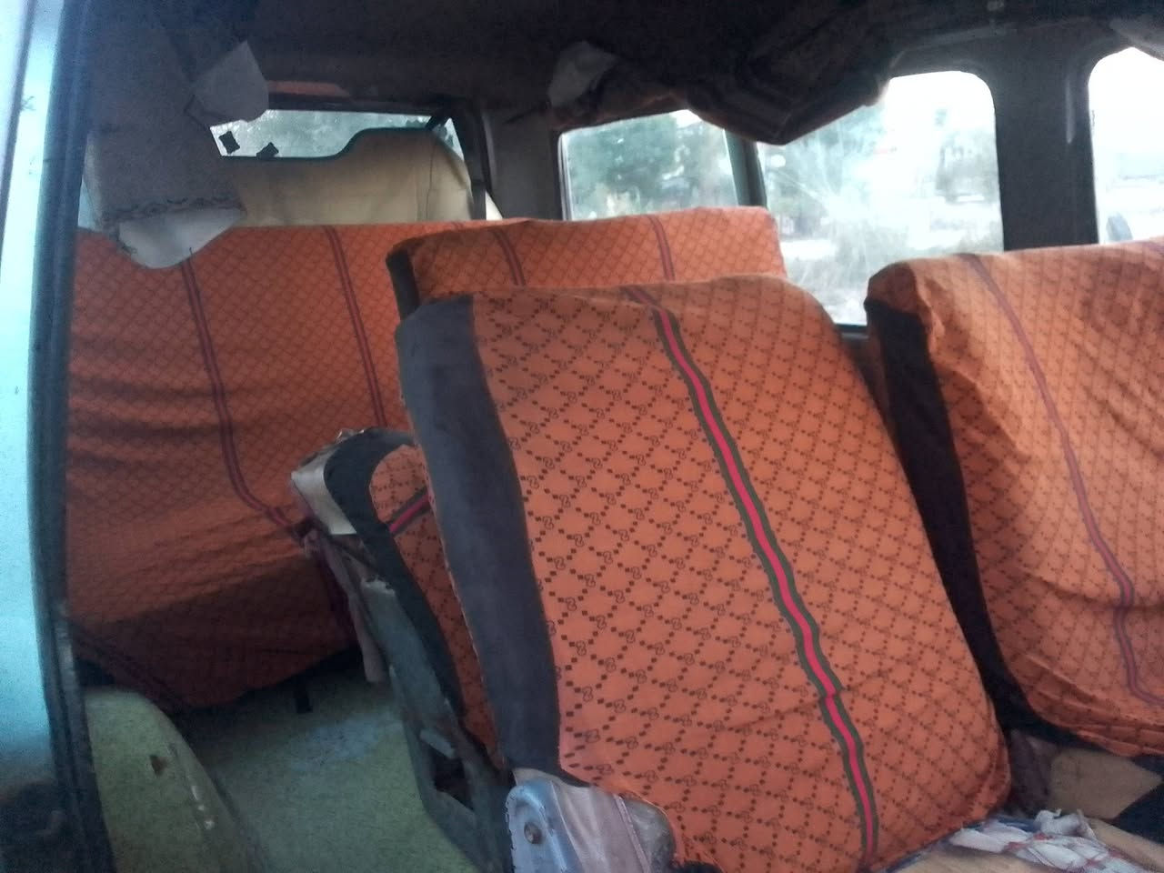 سياره كيه بسته للبيع موديل 94 سياره مصفره جاهزه قفل 35 رقمي ***********
