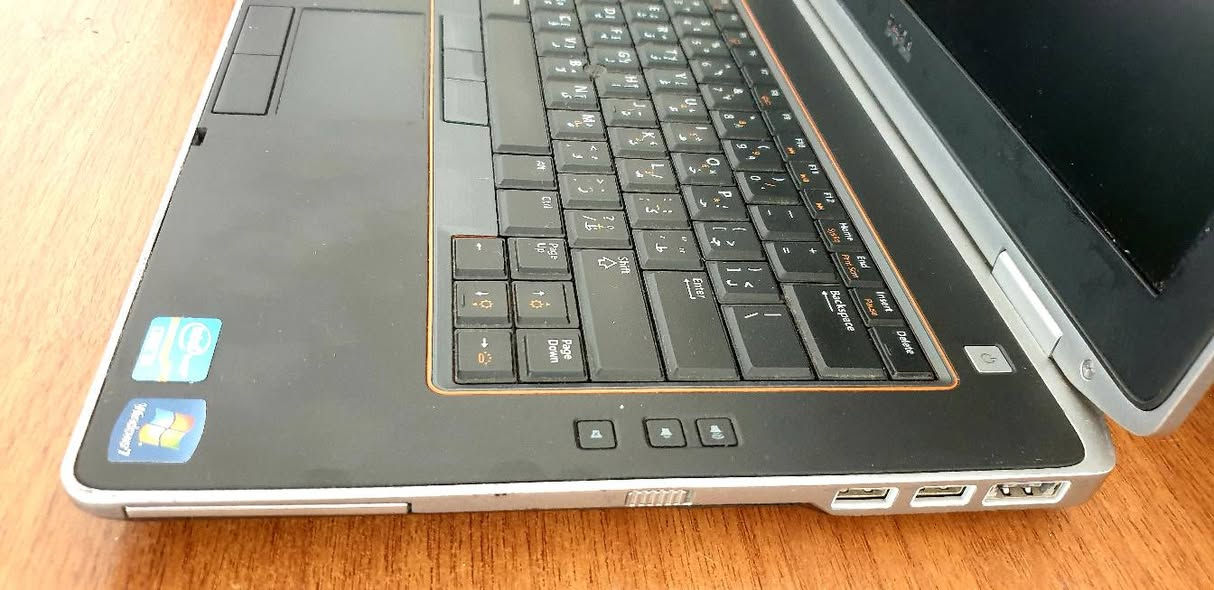 Dell core i5 الجيل الثاني 
الرام 6G الهارد 500G 
حجم الشاشة 14 
الكيبورد ضوئي 
البطارية جديدة 
مناسبة للدراسة والمكاتب والتصفح 
السعر 115 الف المكان بعقوبة


**إذا كنت صاحب هذا الإعلان وتريد حذفه لأي سبب، رجاءا أرسل رسالة إلى الدعم الفني**