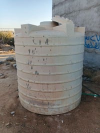 تانكي ابو 5000 نضيف بدون ثقوب السعر 400 وبي مجال قليل استفسار 07719166...