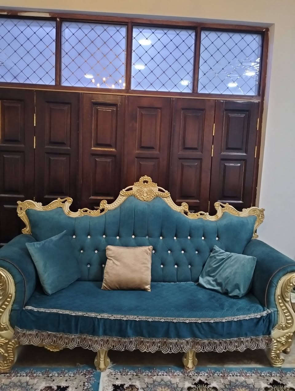 هذا تخم 12 مقعد
للبيع


**إذا كنت صاحب هذا الإعلان وتريد حذفه لأي سبب، رجاءا أرسل رسالة إلى الدعم الفني**