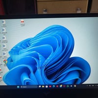 حاسبه جديده كسر كارتون كارتونه موجود  حديثه وذاكره قويه كلش مستعمله من...