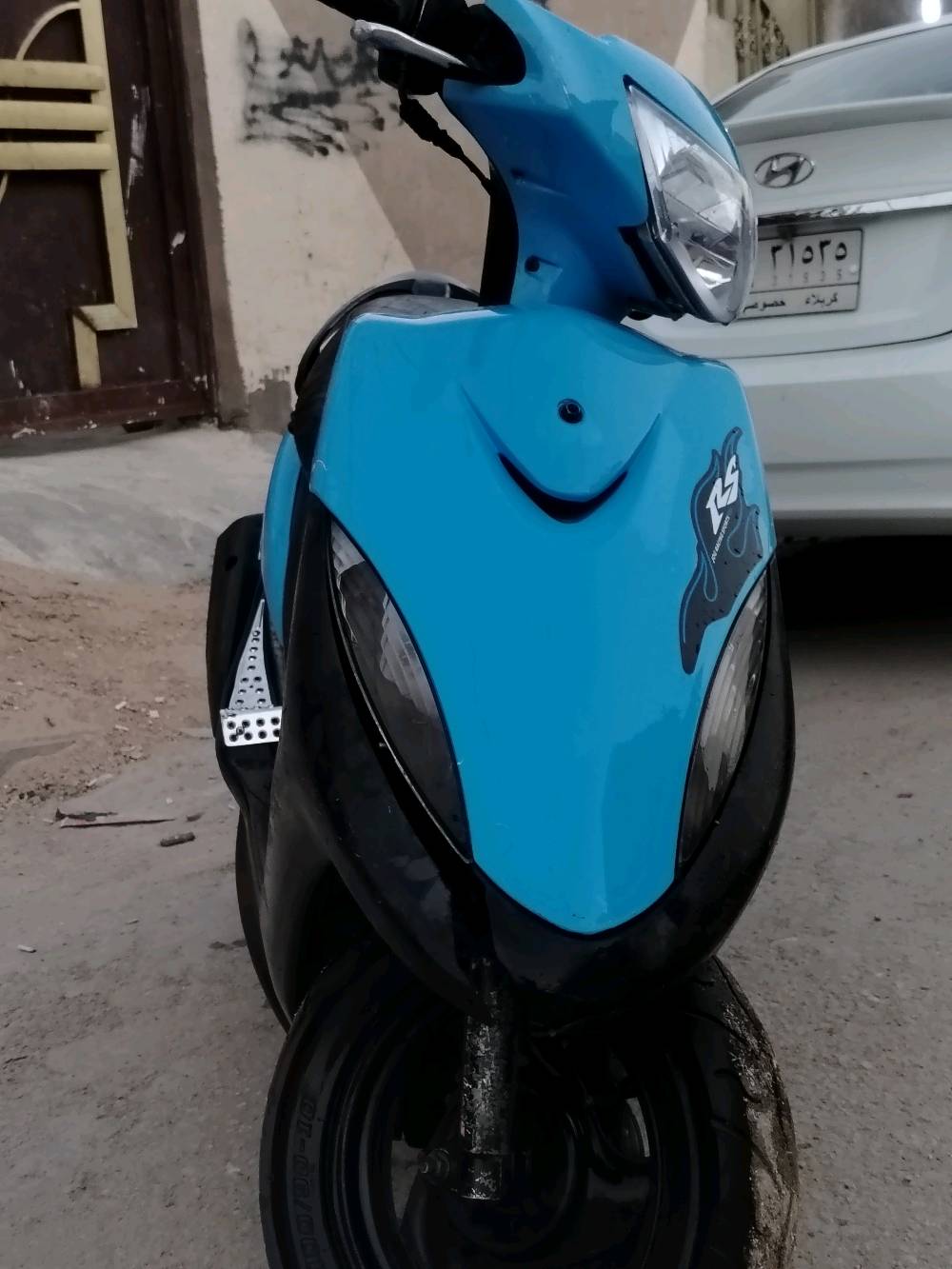 ماكس عدله للبيع
بوشه 49 بلادي مامفتوحه ابد
كلجات رياضي كابريتر نضيفه عوزها بس سلف هندر واحد تشتغل
شنو الموديل/السنة بالضبط؟ وكم ماشية على العداد إذا موجود؟: 
2007
وين موقع الماكس بالضبط داخل أي محافظة/منطقة؟ وهل متاح فحص وتجربة قبل الشراء؟: 
كربلا حي العامل 
بس سلّف هندر واحد وتشتغل، لو أكو أي عطل ثاني بالمكينة/الريسر/الكهرباء أو السلف؟: 
مكينه نضيفه كل عطل مابيها 
هل بيها أي تبديل أو تعديلات غير مذكورة بالإعلان، مثل العادم أو الكربريتر أو البوشه؟: 
صالنصة FM كابريتر جديد بوشه بلادي 