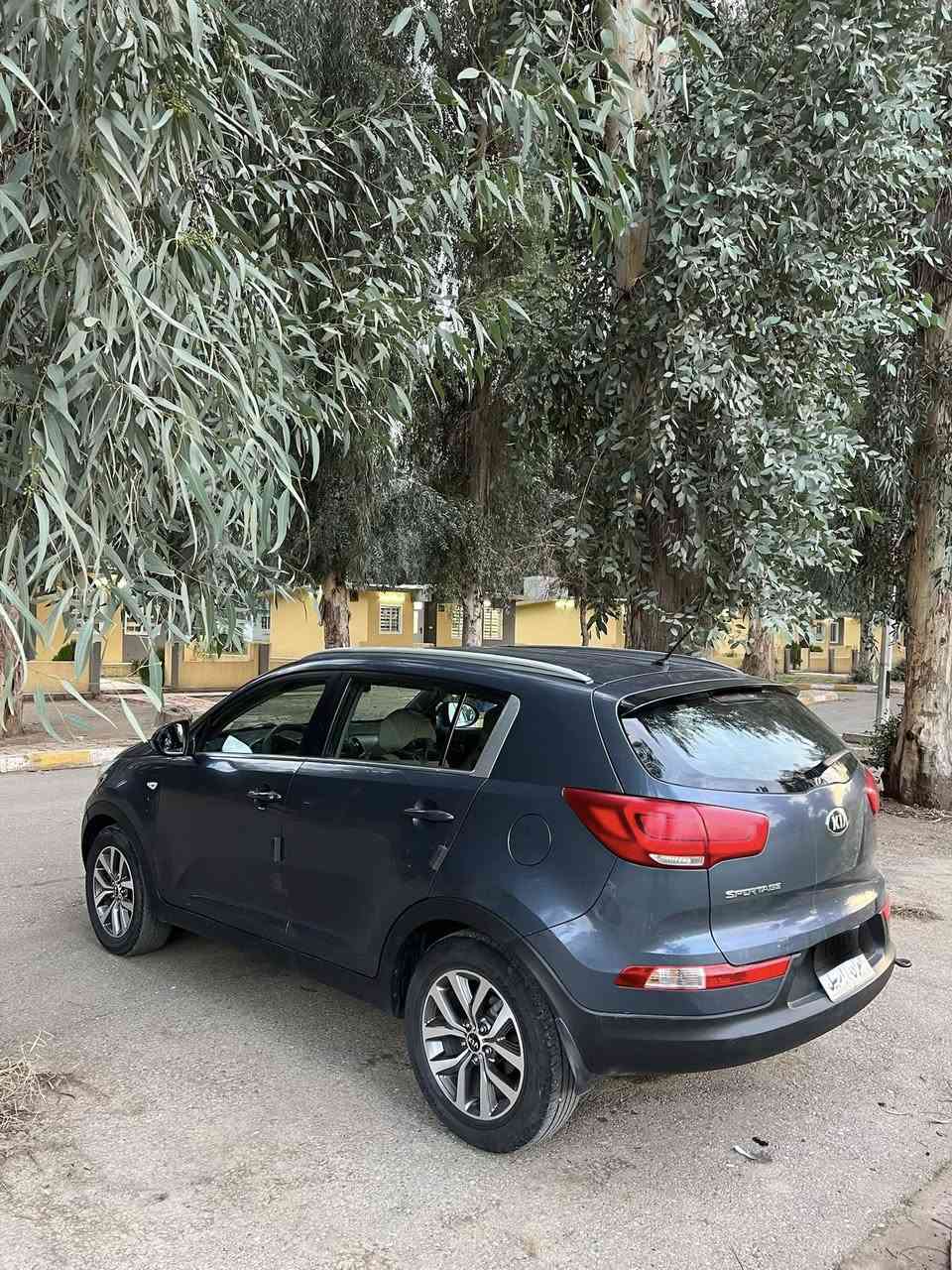 السلام عليكم كيا سبورتج للبيع مكفوله كفاله عامه خليجي رقم اربيل موديل 2015 محرك 2000 دوش ماشيه 130 الف ويل كب موصفاتها معروفة مكان السياره موصل السعر 168 وبيها مجال الشراي يتصل ***********
