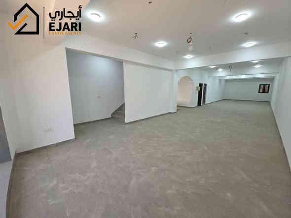 اعلان ايجار تجاري 
Ejari  إيجاري 
يوجد بنايه في منطقه المنصور حي العربي شارع السايدين مقابيل مطعم حجي حسين موقع جدا ممتاز البنايه ٣ طوابق  مساحه ١٤٦ متر تصلح شركه او مركز تجميل البنايه مجهزه منظومه حريق +سلم طوارئ 
تحتوي نظام قاعات  و كل طابق يحتوي صحيات  
للاستفسار  ***********
اذا مهتم بالسعر اكتب رقم 22 سوف يتم الرد خلال ثواني 
نقدم خدمه  اداره العقارات في جميع مناطق بغداد في حاله انك مشغول او امسافر وماعندك وكت اتابع البنايه او اي عقار يمنه الحل ايجاري بديل  
يلبي طلبك وانت مكانك بطرق حديثه 
او زيارتنا الى موقع الشركه في حي الجامعه الفرع مقابيل كليه الاداره والاقتصاد فرع مدرسه المباهج👇
 https://maps.app.goo.gl/uwkk4QPYd5EgivjP8?g_st=iw

 للمزيد من العروض يمكنكم الانضمام قناه التلكرام👇
https://t.me/omarEjari

وتساب 👇 فقط رسائل 
https://iwtsp.com/9647754445448

 التيك توك 👇
https://www.tiktok.com/@ejari86?_t=8V089pzmx7t&_r=1

 قناة  YouTube 👇

https://youtube.com/channel/UCPxpJjtiuOb1RoTmh_X9cZQ

#iraq #baghdad #kurdistan #iraqi #properties #property #investment #openhouse
#propertyinvestment #luxurylifestyle #apartment #sold #rent #apartments
#عقارات_المنصور #للايجار #ايجار #مجمعات #شقق #إيجاري #الجامعه  #المجمعات #شقق #سكني #اليرموك  #السلام #اليرموك #الجادريه #تجاري #الداوودي
