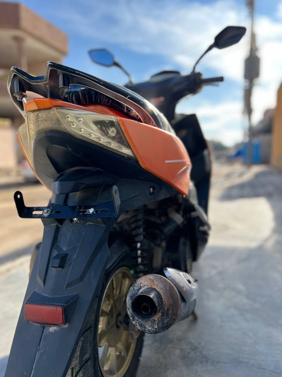 ماکس
FS
سعر 400 مجال
0774 791 46 95
