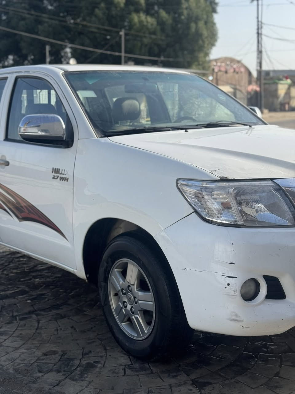 بيكب هايلوكس ٢٠١٤ جاملخ الايمن مبدل والبنيد من الحافه معدل  موضح بصورة 
كير مكينه مكفولات     
مكان السيارة حلة مركز السعر 180 بيه مجال قليل لشراي  ***********
