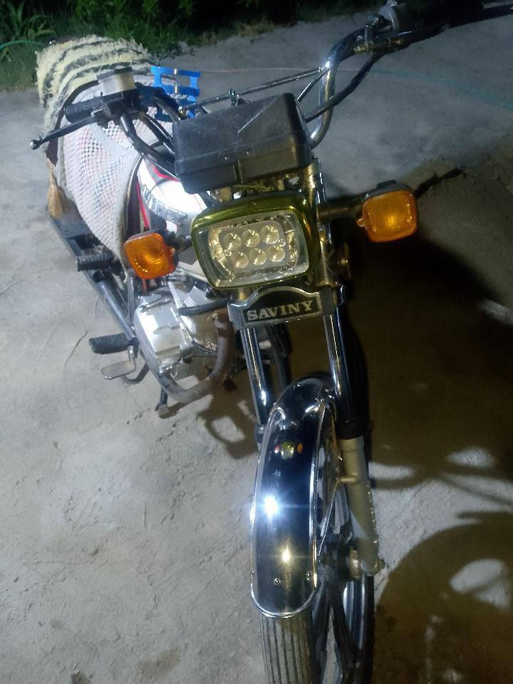 سلام عليكم مكلف بنشر يمك رقم صاحب الدراجه اتصل وتدلل
سيفان موديل 22دراجة نضيفه ومرتبه مال جناي اوراق كامله كهربائيات كلها شغاله مكفوله من كلشي المكان بابل المحاويل السعر 450 الشراي يتصل ***********بي واتساب
