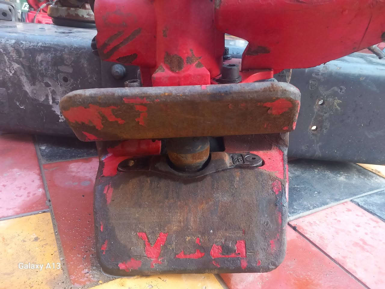 ساحبات للبيع للإستفسار اتصل على الرقم ***********
