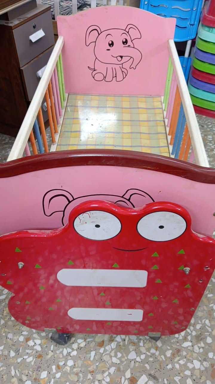 للبيع
بسعر مناسب 
*********** بغداد
