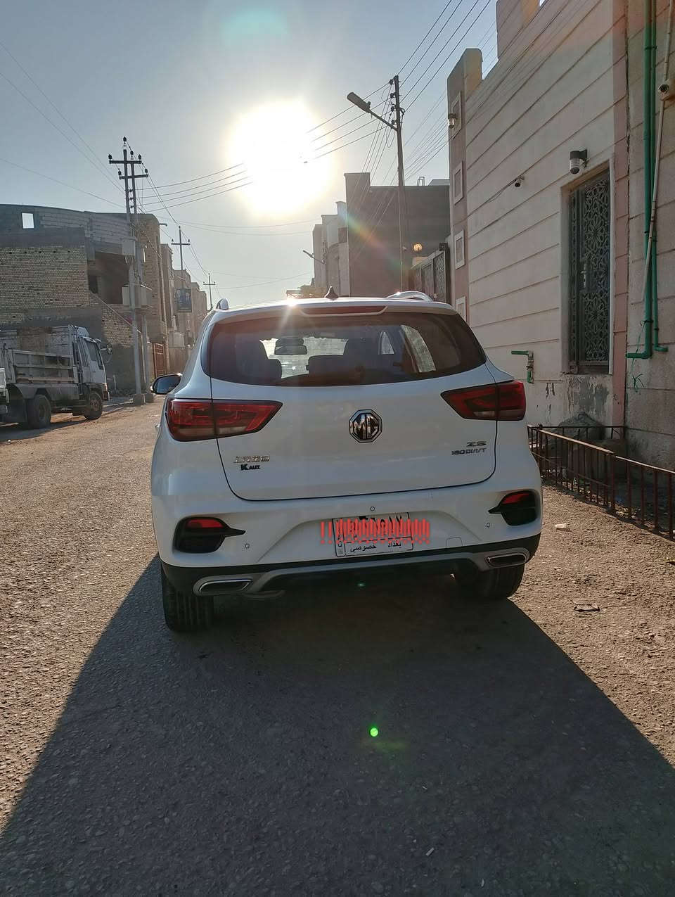 سيارة

MG ZS 2020 
للبيع
ماشية 39 الف 
رقم بغداد 
محرك ١٥٠٠ عدد ٤ سلندر
كامل مواصفات
تشغيل بصمة
ودخول بدون مفتاح
فتحة بانورامية 
كشنات جلد
تحكمات ستيرن
محدد ومثبت سرعة
شاشة 
ابل كاربلي
وبلوتوث
كاميرا خلفية
حساسات خلفية
تبريد قطعتين

السيارة ما بيها حادث ومكفولة من كلشي
فقط شخوط بسيطة 
السعر   110 ورقة
العنوان
محافظة البصرة -المطيحة -مدينة المهدي السكنية -شارع اسواق حسون
للتواصل
*********** وات ساب
