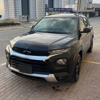شۆفرلێت تریلبلاز2022  فوول فوول مواسەفات پانۆرما  1,3L Turbo  ڕەشی قەت...