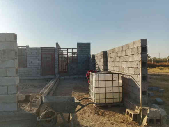 سلام عليكم 
هيكل للبيع زراعي 117داخل بل طابو معاملا ماشيه
مساحته 250م واجه 9ونزال 28 
كراج يوسع 3سيارت 
حديقه 
ترك ورا بيت 2ونص علا طول قطعه
ستقبال خارجي مطبخ صاله غرفه نوم وصحيان 
تصميم طابقين 
سعر 60 مليون وبي شي بصيط 
لتواصل ***********
سلمان باك برنوما
