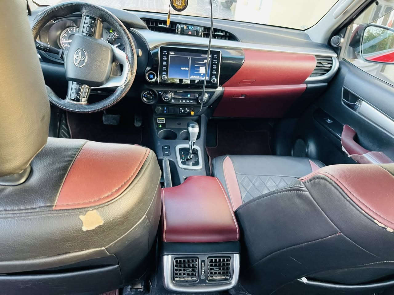 تويوتا هايلوكس ✅✅
2022 ساز باب اول 
مكينه 4 سلندر 2700
دم الغزال 
رقم اربيل تحويل مباشر
سياره كفاله عامه 
ماشيه 92 الف 
مكاني الانبار 
***********
