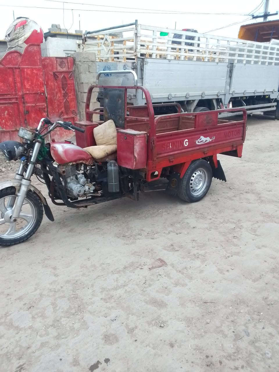 سلام عليكم ستوته البيع صقر موديل 17 وراق صواليه سلف هندر كرهبيات شقله سعر 800وبيه مجال هاذه رقم راعي ستوته خبره وفتهم ويا مكان صيطرت الج ‏‪***********‬‏
