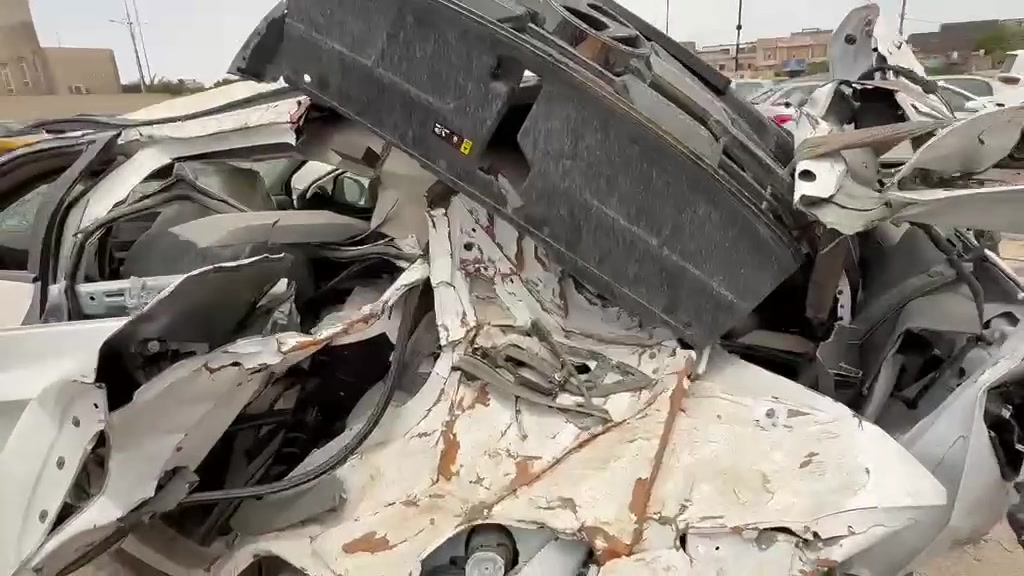 السلام عليكم توسان للبيع صار بيه حادث ابيعها واقع حال رقم اربيل سابقا زيرو المكان بصره سيارتي شخصيا اي واحد ناشرها مو يمه ***********
