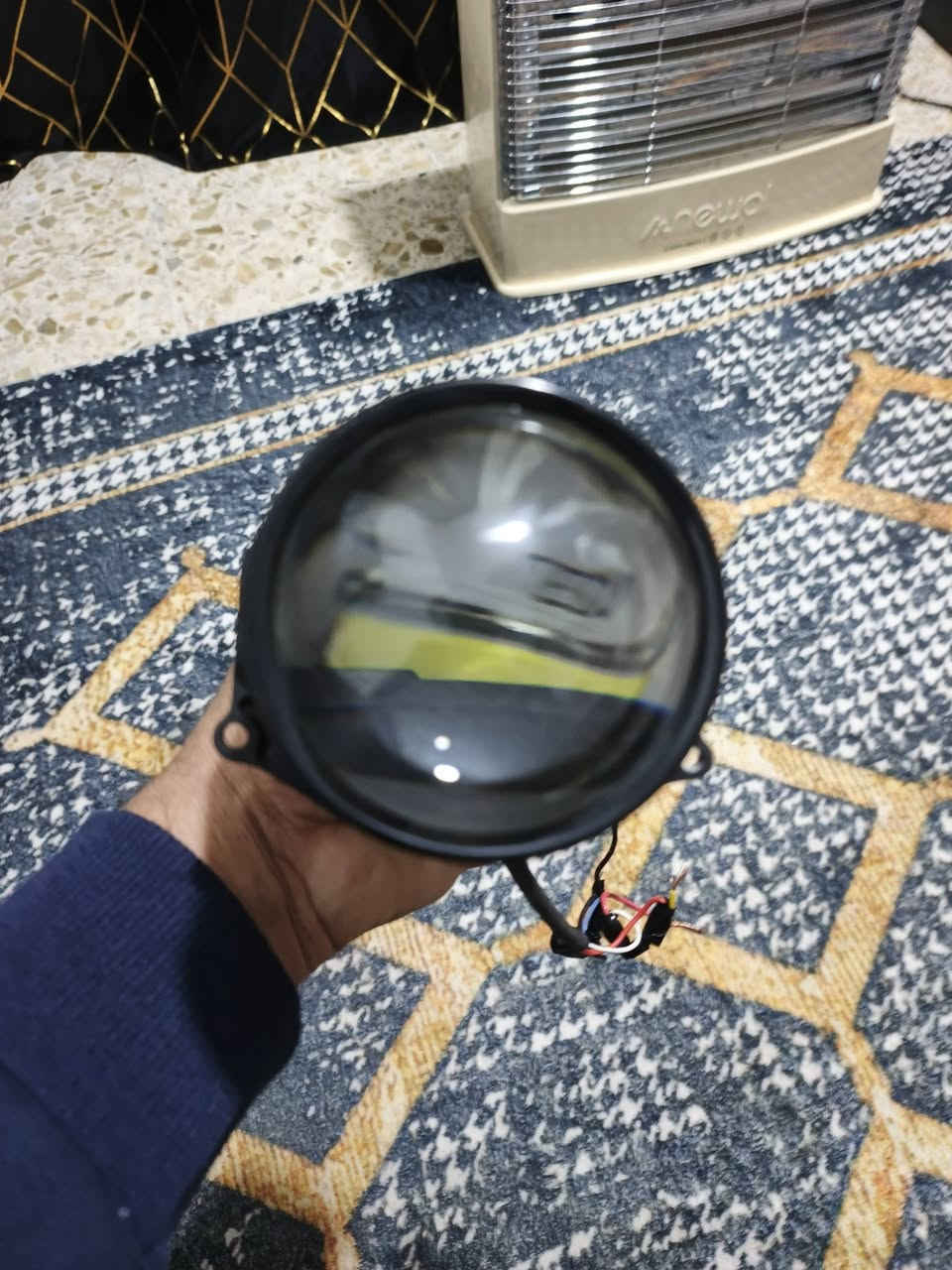 سلام عليكم عدسات ٣ انج جوكر موضح بالفديو مستخدم ٦ شهر سعر ١٢٥ الف ***********
