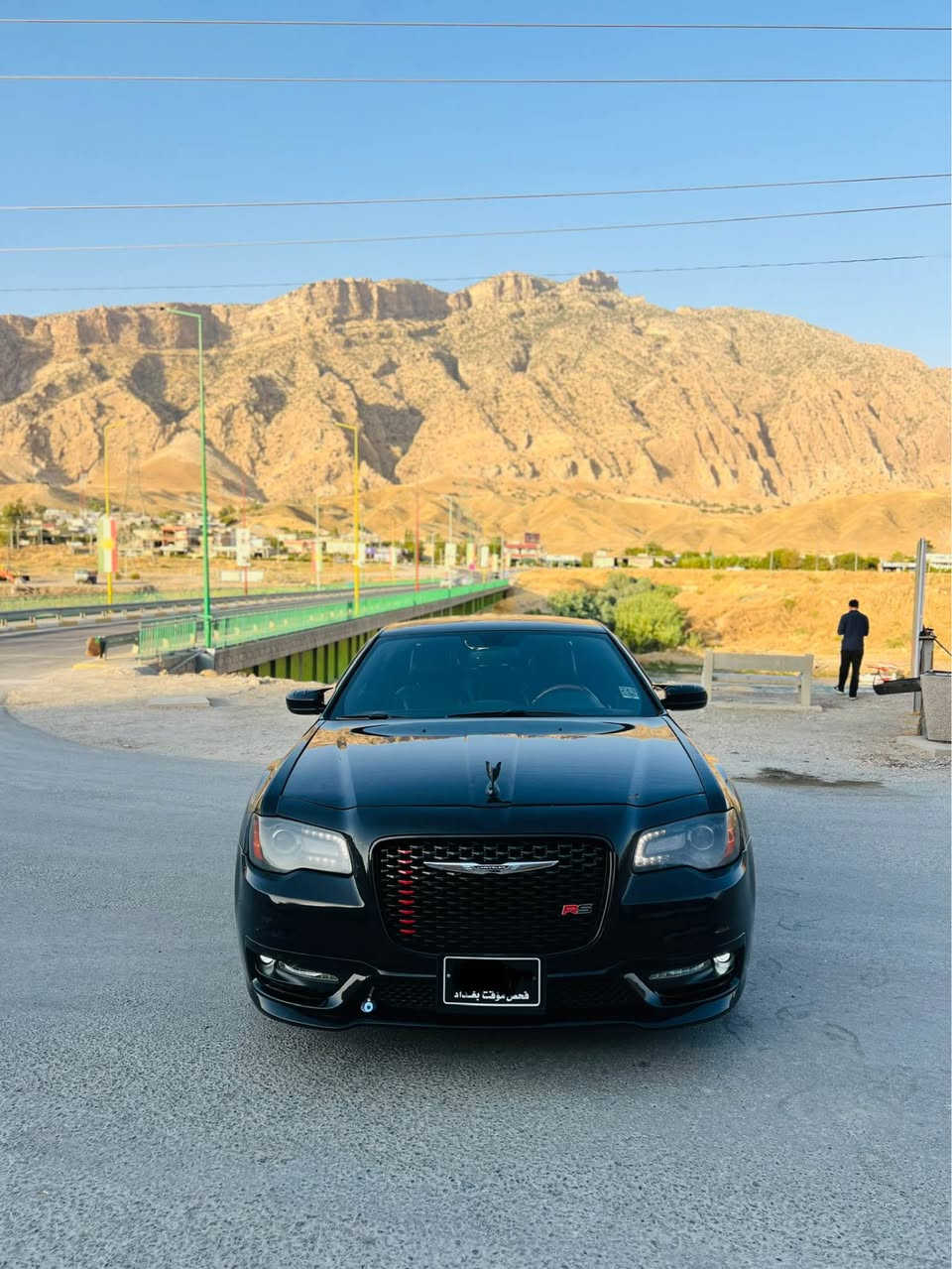 CHRYSLER.300 DUBAIشکل گؤراو.  2021 کؤدو. بارکۆدیشی هەیە
شاشه گه وره..جلد.
كوشن سارد و گه رم.لايت ئوتو.ليد.
دوو جام ئوتو.ئاوينه عيشارت.حساس.
كاميرا.كوشن كاره بايي)
بي ليدان پيش و داواي كه پسه.سه قف به شه رت. براوه يه.هه موو گياني به شه رت مالي دوسته.گيرومه كينه ته بريد.كاره بايي هه موو به شه رت.بو زانياري زياتر تيل بك***********..                    75مەجال دخان, السليمانية
