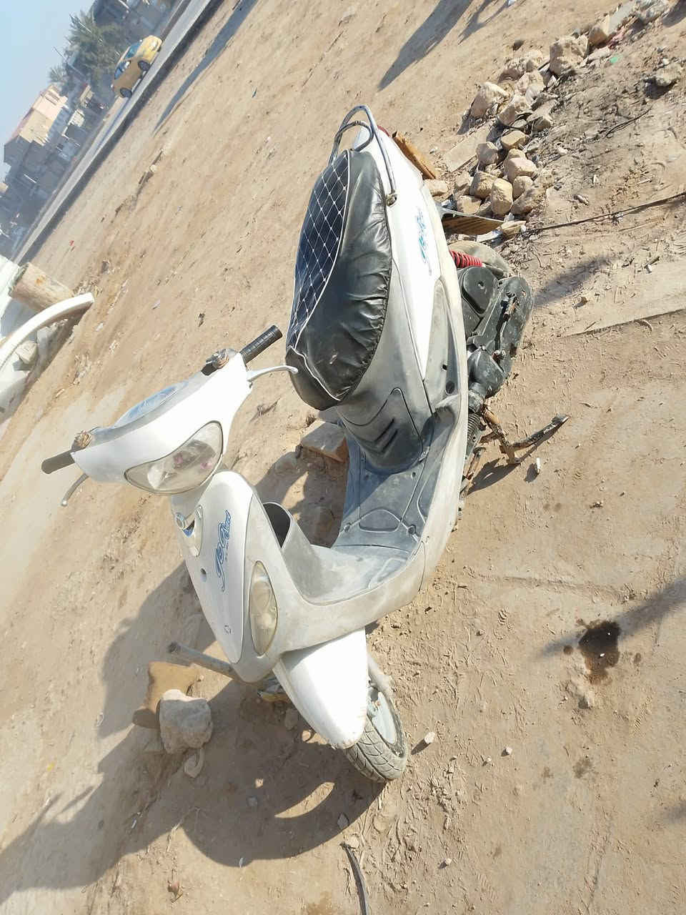 سلام عليكم منغولي للبيع ماعيدها شي الدراجه شغل واطلع الدراجه مفتوحه مجفته اطلي مو تجاري اطلي والدراجه مابينه مفتوحه وبيها جهاز تشغيل عن بعد سعرها خاص او ***********
