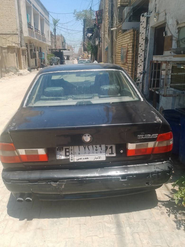 بيئم م 91 حجم 525 رقم انبار خصوصي محرك وكير مكفولات اوتوماتيك تحويل مباشر سنوية بيها فقدان من المرور صادره مستمسكات الشرعي موجوده السياره ببغداد الحرية الثانية 
السعر 20 $ ورقة نقد أو مراوس 
***********
***********
