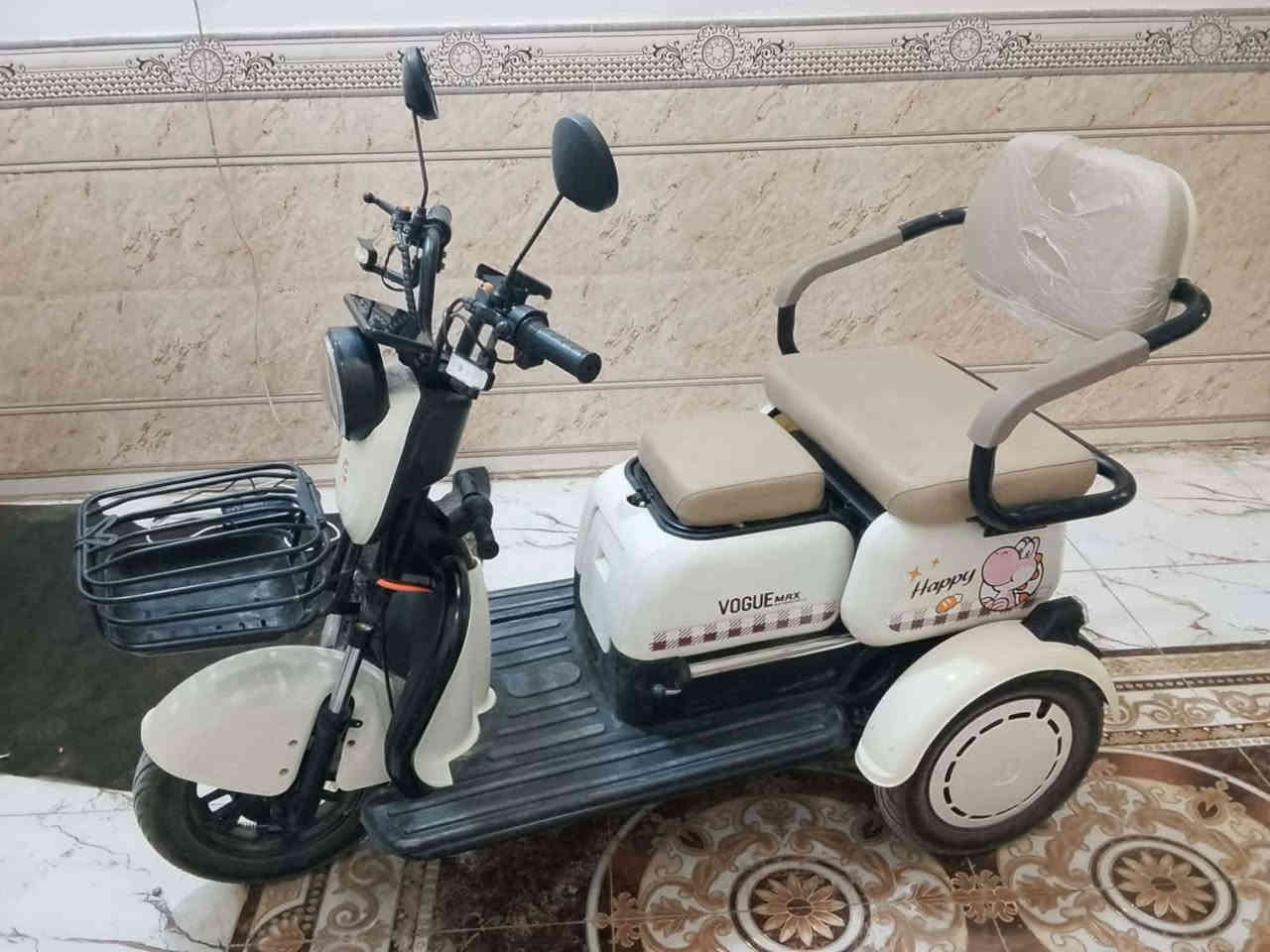 اللهم صل على محمد وال محمد 
السلام عليكم دراجه تخبل جديده وبيه مجال قليل العنوان ناصريه الفداء راسلني واتساب ***********
